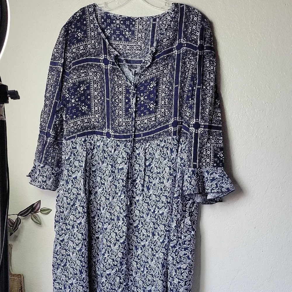 Suzanne Betro Boho Tyle Navy and White Floral Patterned Dress Size XL - Picture 1 of 10